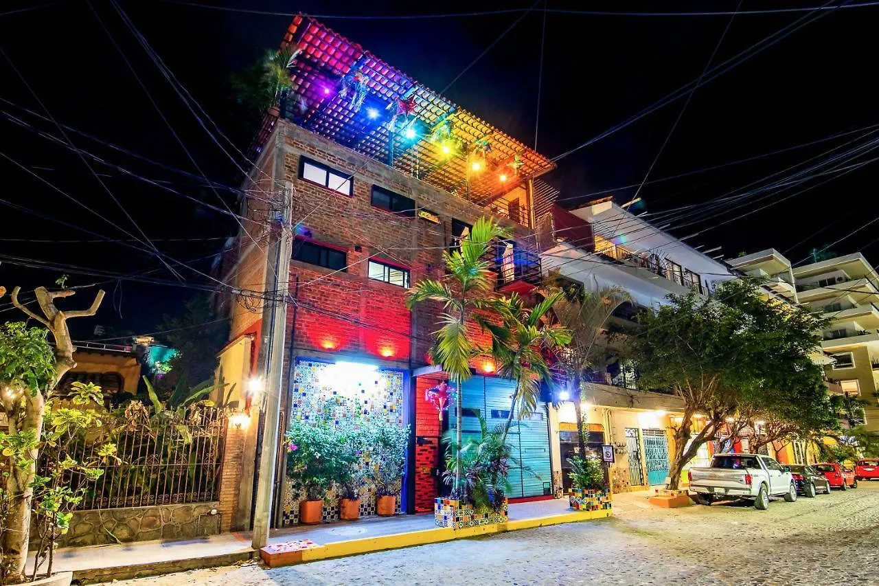 Pinata Pv Gay Hotel Puerto Vallarta